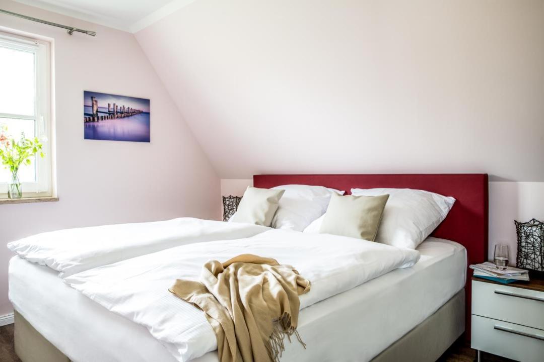 Haus Rose, Luxus-Ferienhaus In Fuhlendorf Fur 4 Personen المظهر الخارجي الصورة